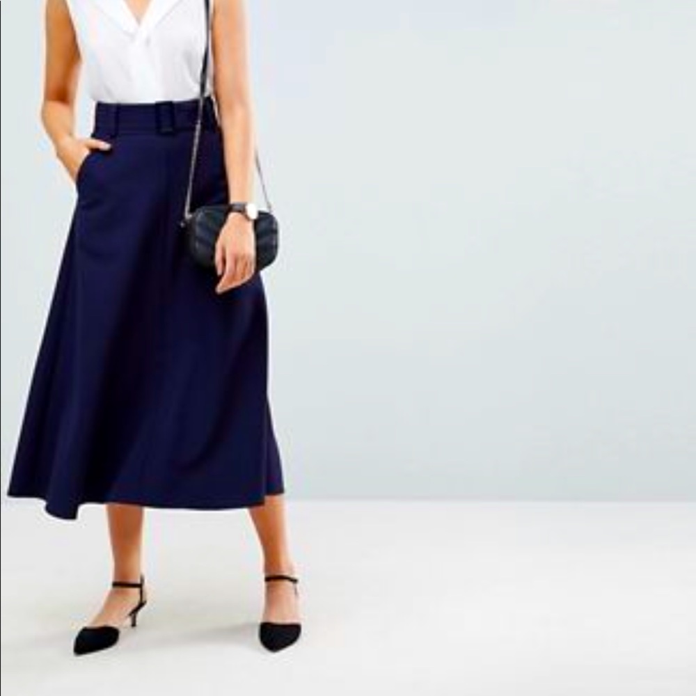Tailored midi skirt with adjustable belt